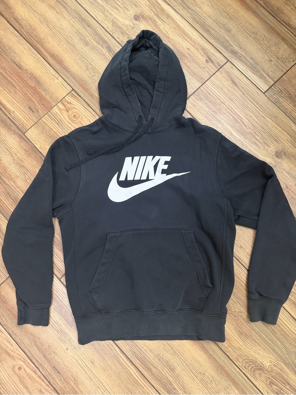 Nike Sportswear Club Fleece Big Logo Swoosh Black Hoodie Men’s Small